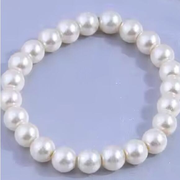 Elegant White Pearl Jewelry Set necklace 18”, bracelet and necklace fashion - Picture 4 of 5